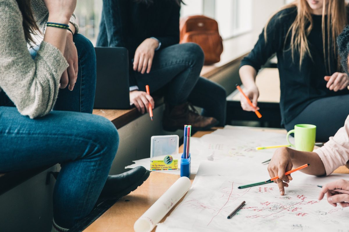 Wie du eine Gruppenarbeit im Studium gestalten kannst